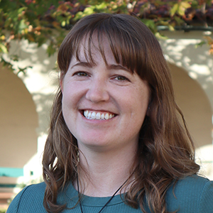 Closeup of Laura Sisk-Hackworth.