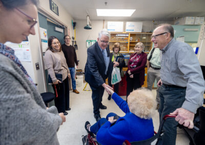 Betty Klaas visits SDSU chemistry labs